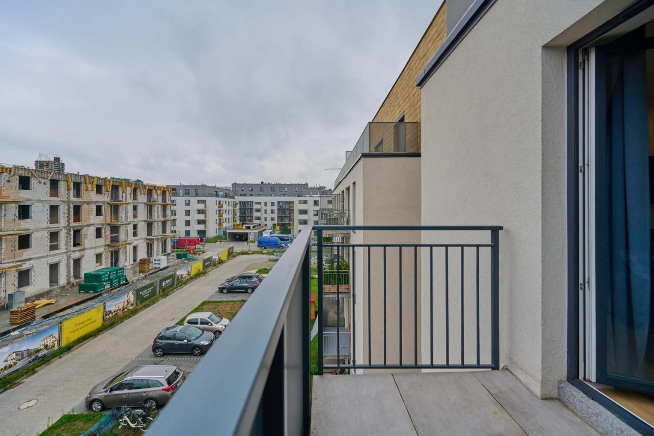 Jagodno Wroclaw Kajdasza Studio Z Bezplatnym Garazem By Noclegi Renters Экстерьер фото